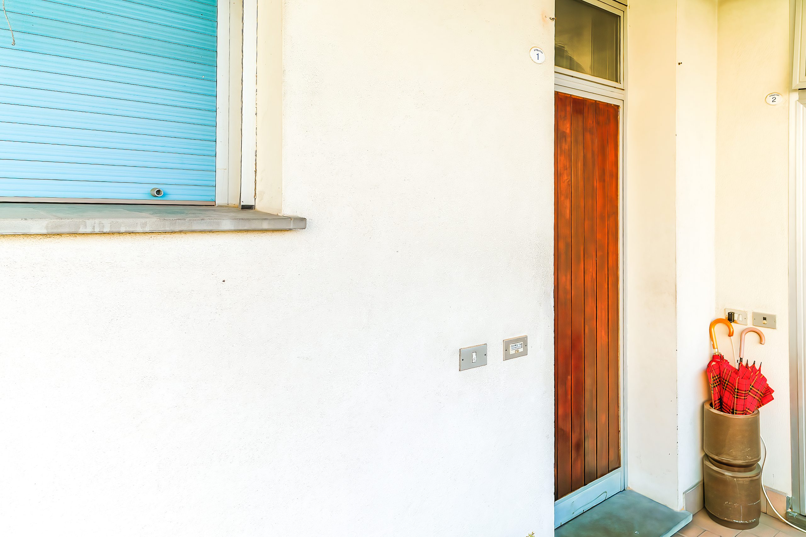 Porta blindata di ingresso all'appartamento